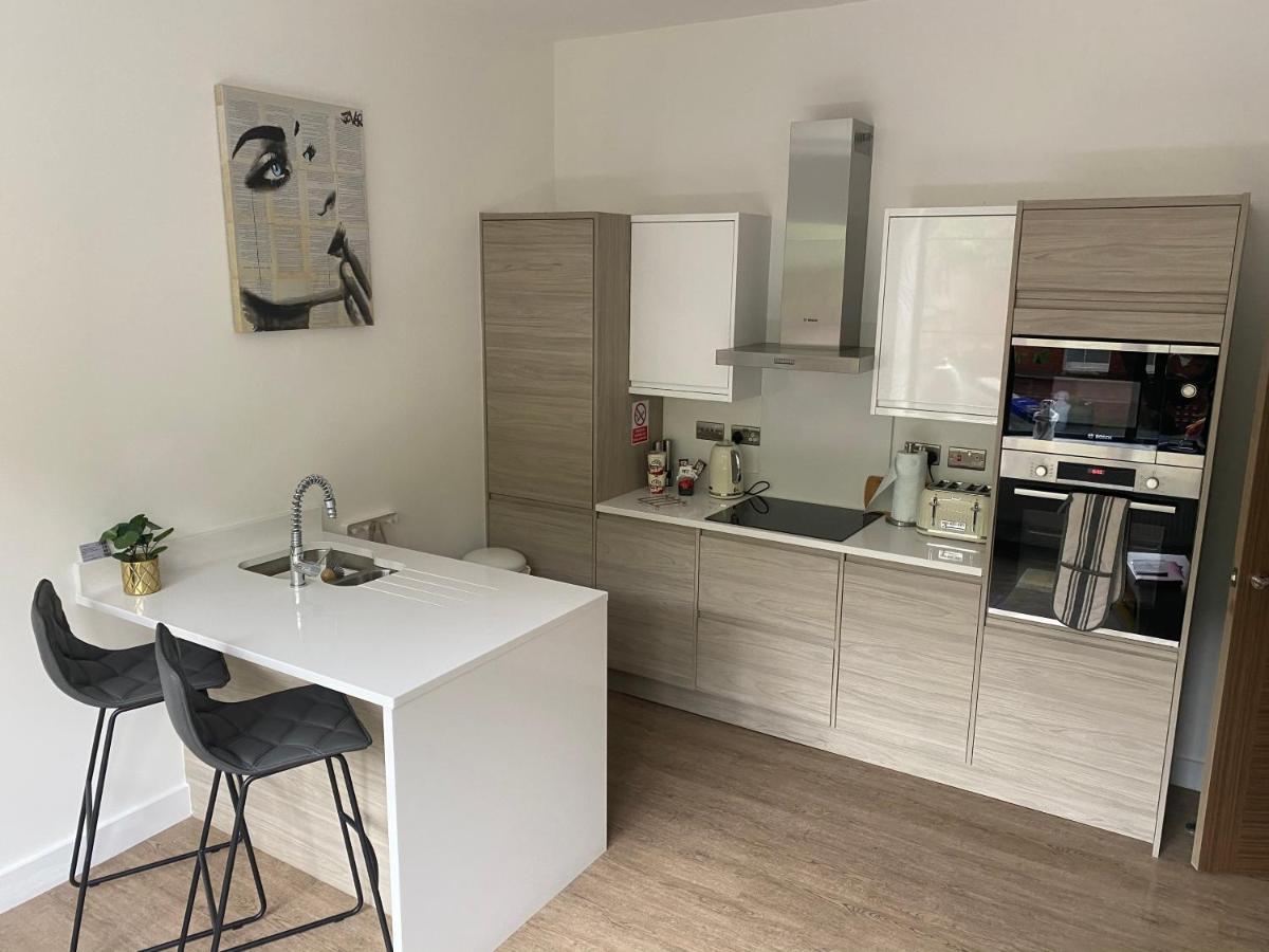 34 Cuppin Street - Luxury City Centre Apartment! Chester Exterior foto